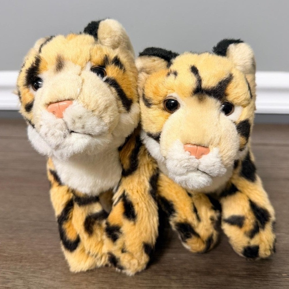 SOS Save‎ Our Space Leopard Cub